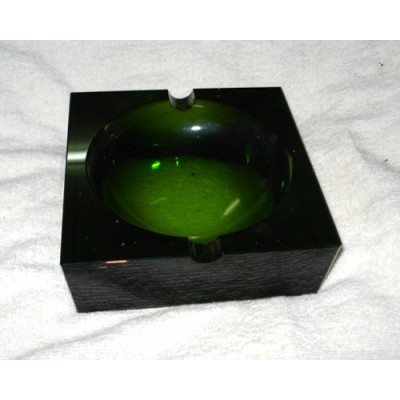 CRYSTAL ASHTRAY-IGT-AS0021